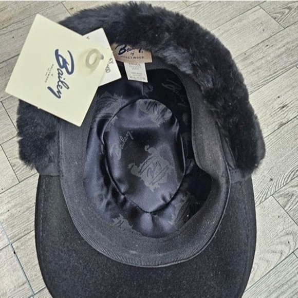 Bailey of Hollywood Wagner Black Wool Flat Cap Hat w/ Ear Flaps, Size Small NWT - Picture 8 of 11
